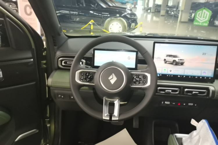 Used Baojun Spark EUV 2026 Model 401km Flagship Edition Steering Wheel