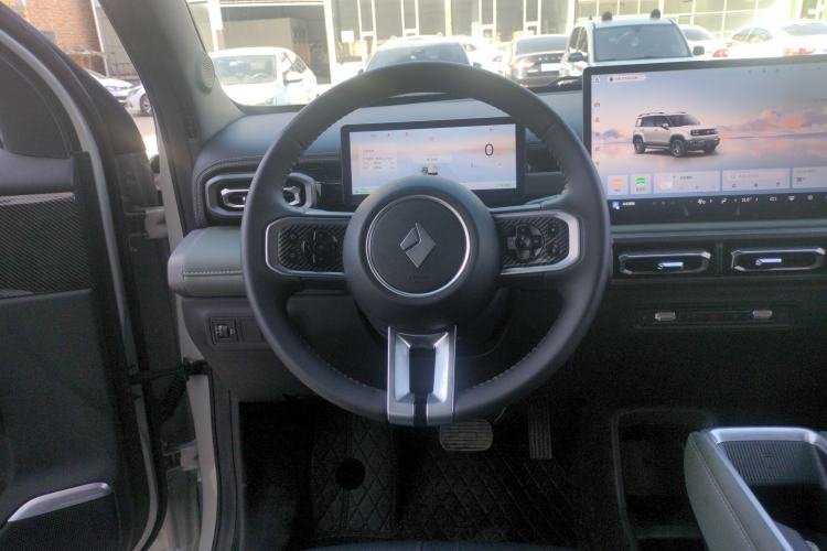 Used Baojun Spark EUV 2026 301km Flagship Edition Steering Wheel