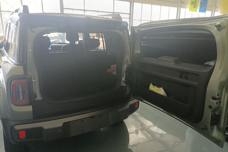 Used Baojun Spark EUV 2026 Model 501km Flagship Edition Trunk