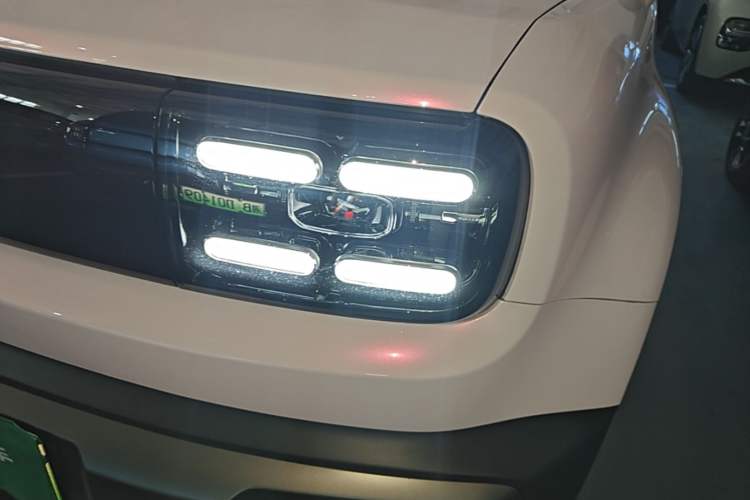 Used Baojun Spark EUV 2026 Model 501km Flagship Edition Left Front Headlight