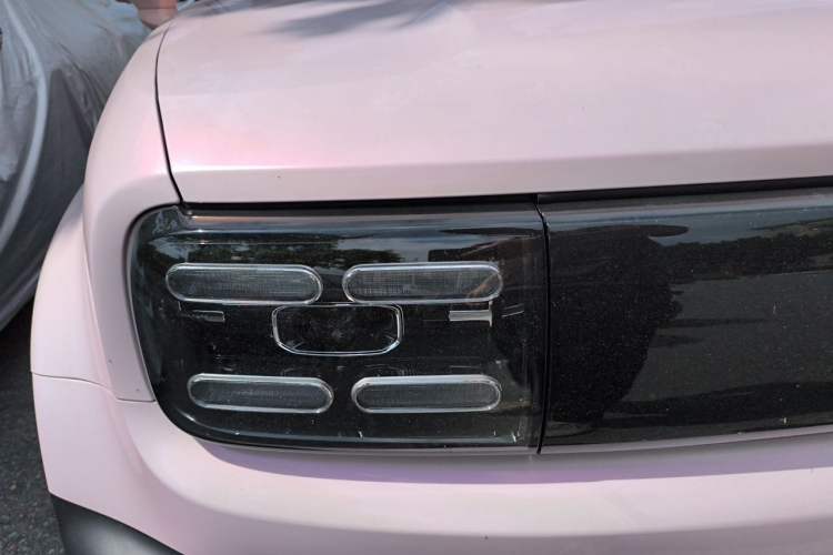 Used Baojun Spark EUV 2026 Model 501km Flagship Edition Right Front Headlight