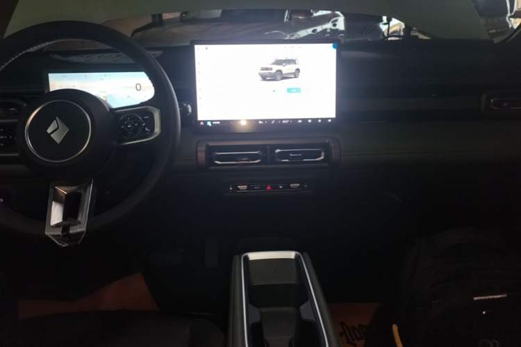 Used Baojun Spark EUV 2026 Model 501km Flagship Edition Audio And AC Panel