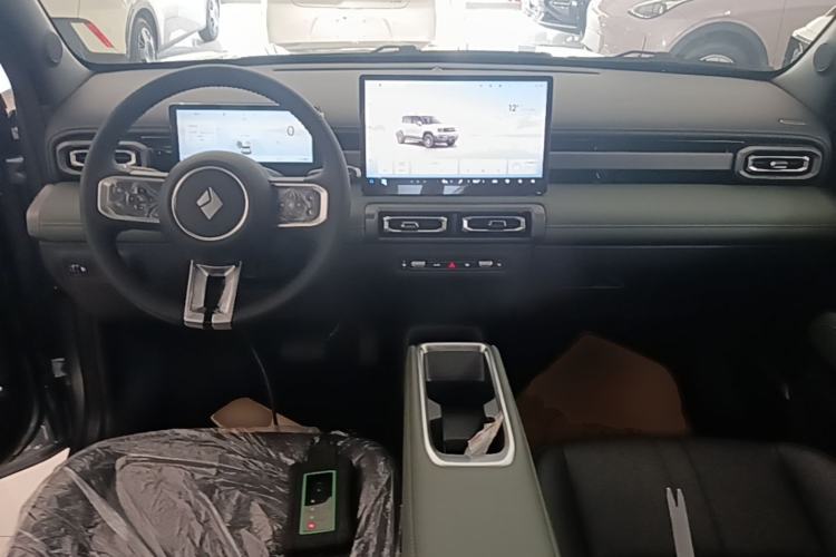 Used Baojun Spark EUV 2026 301km Flagship Edition Center Console
