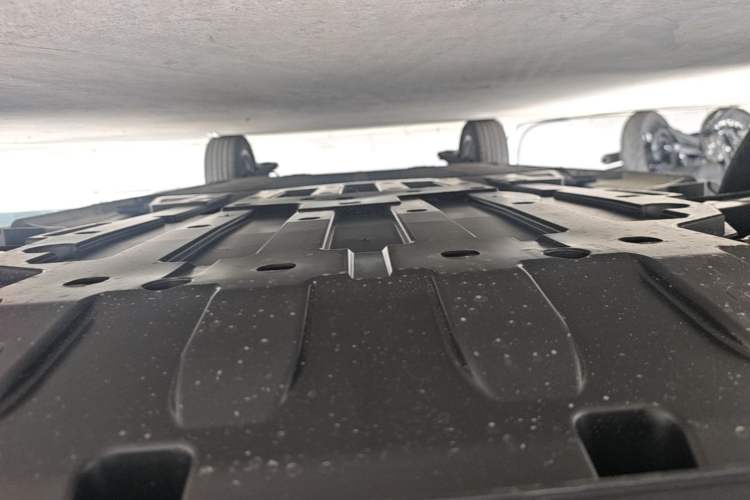 Used Baojun Spark EUV 2026 301km Flagship Edition Chassis Front