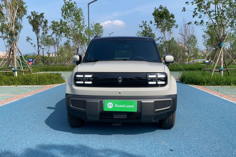 Used Baojun Spark EUV 2026 301km Flagship Edition Exterior 1