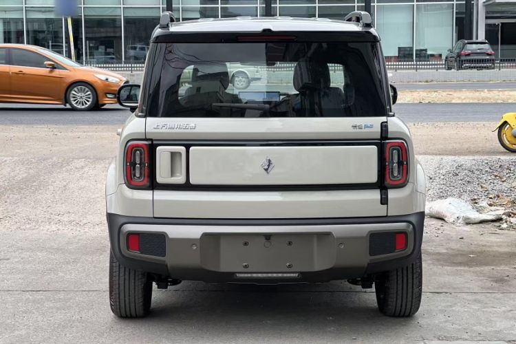 Used Baojun Spark EUV 2026 301km Flagship Edition Exterior 2