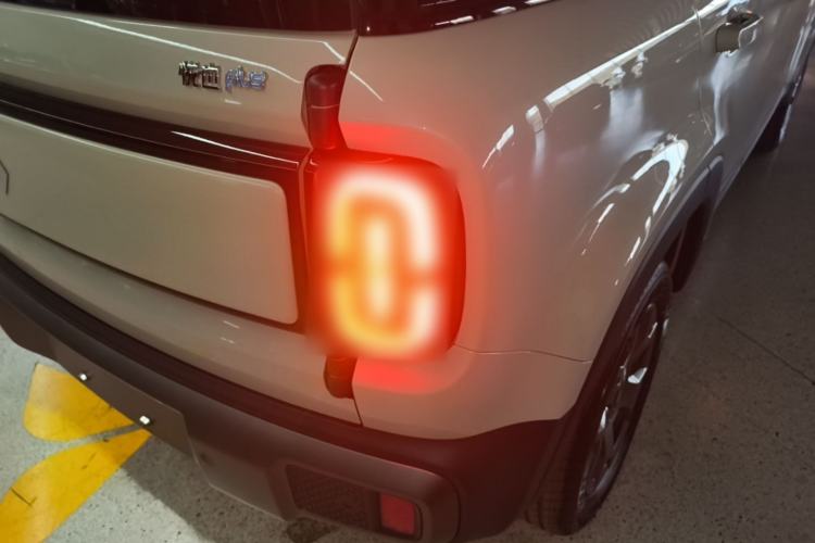 Used Baojun Spark EUV 2026 Model 501km Flagship Edition Exterior 3
