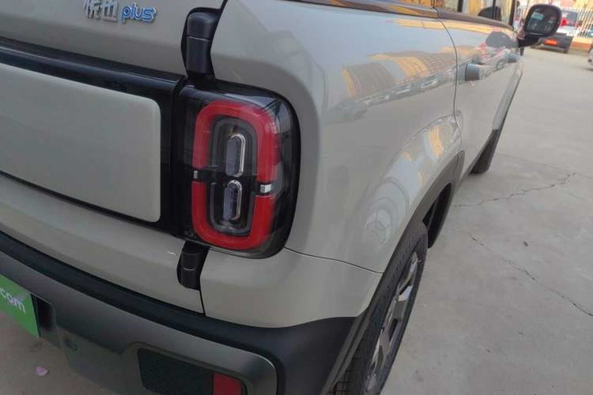 Used Baojun Spark EUV 2026 301km Flagship Edition Exterior 3