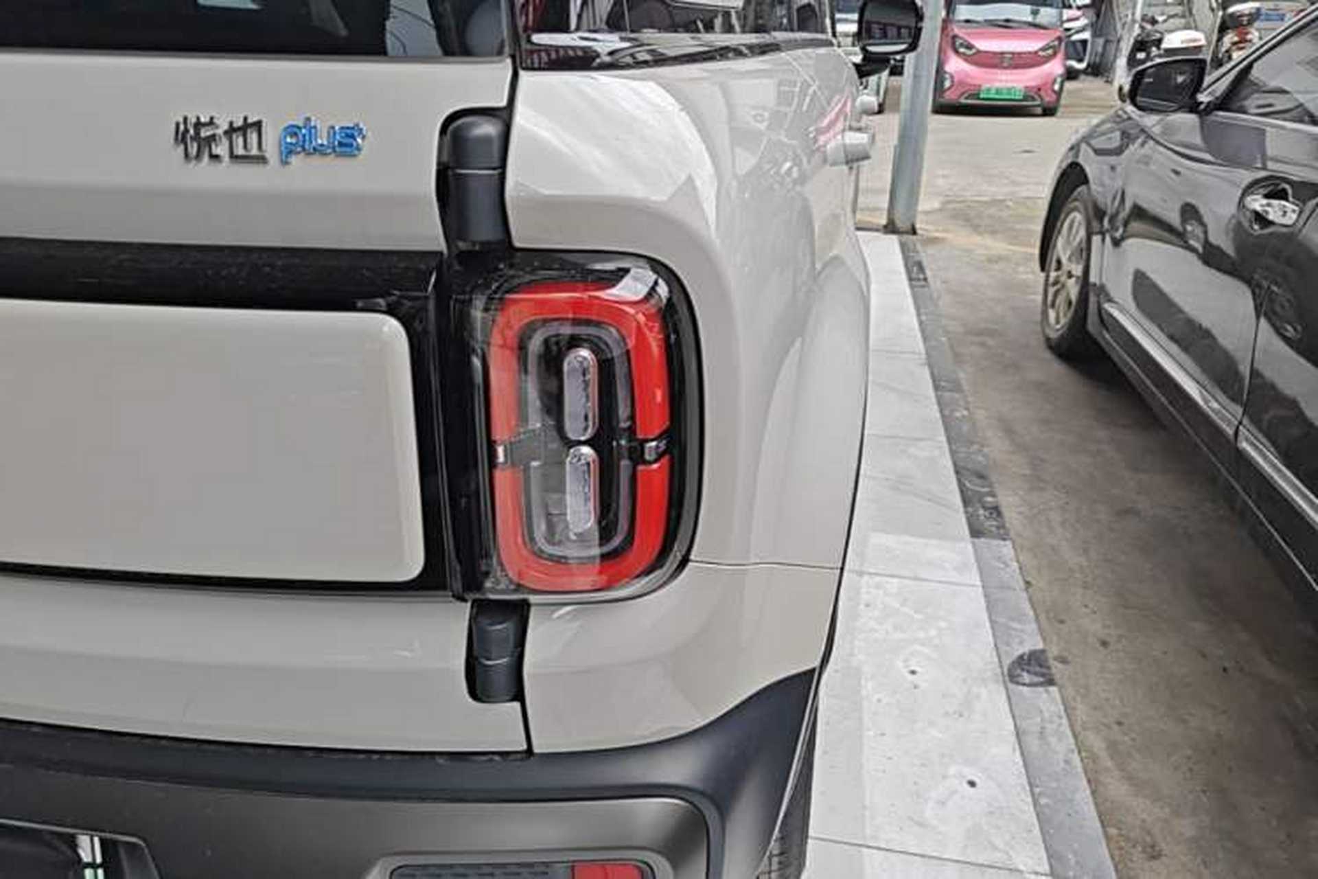 Used Baojun Spark EUV 2026 301km Flagship Edition Exterior 3