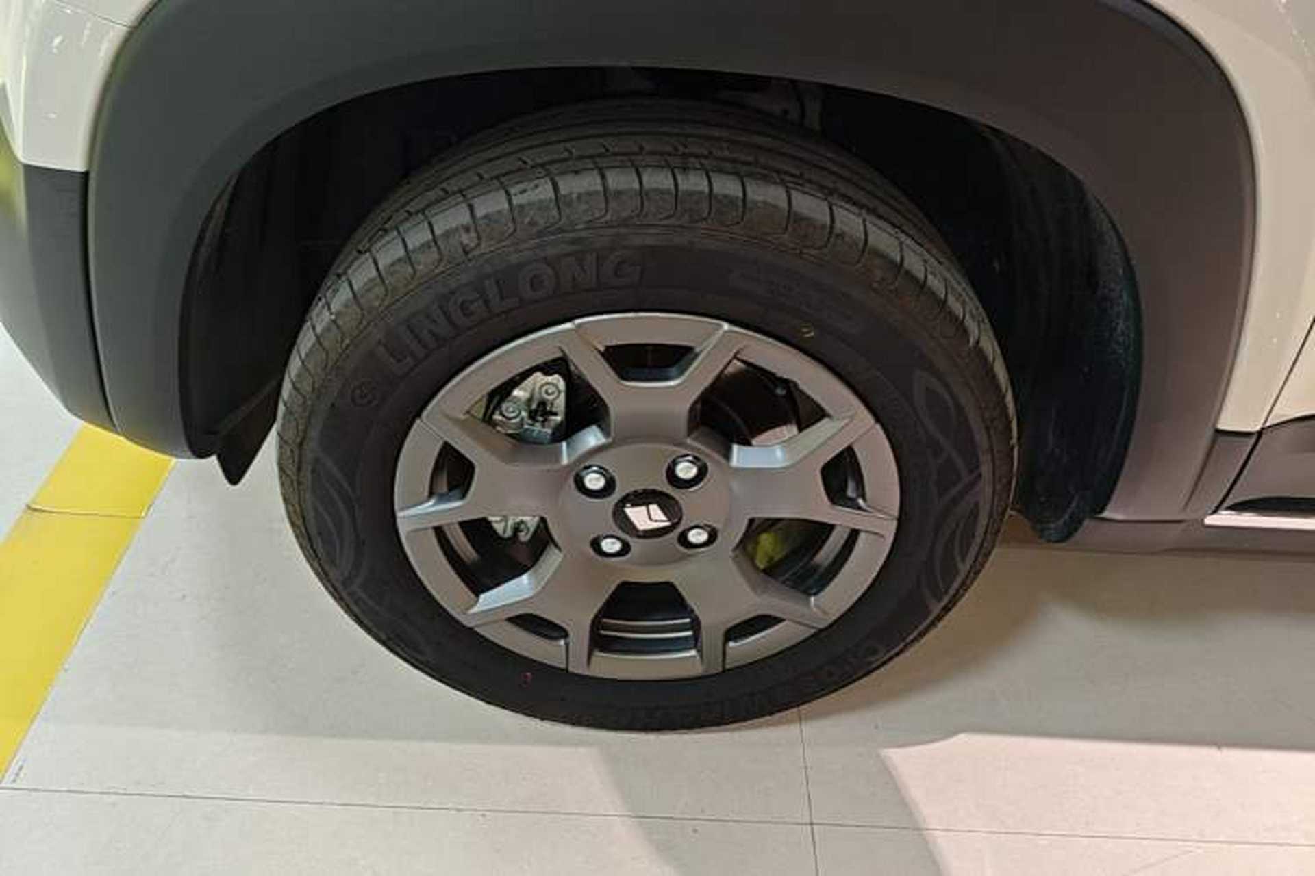 Used Baojun Spark EUV 2026 301km Flagship Edition Exterior 4