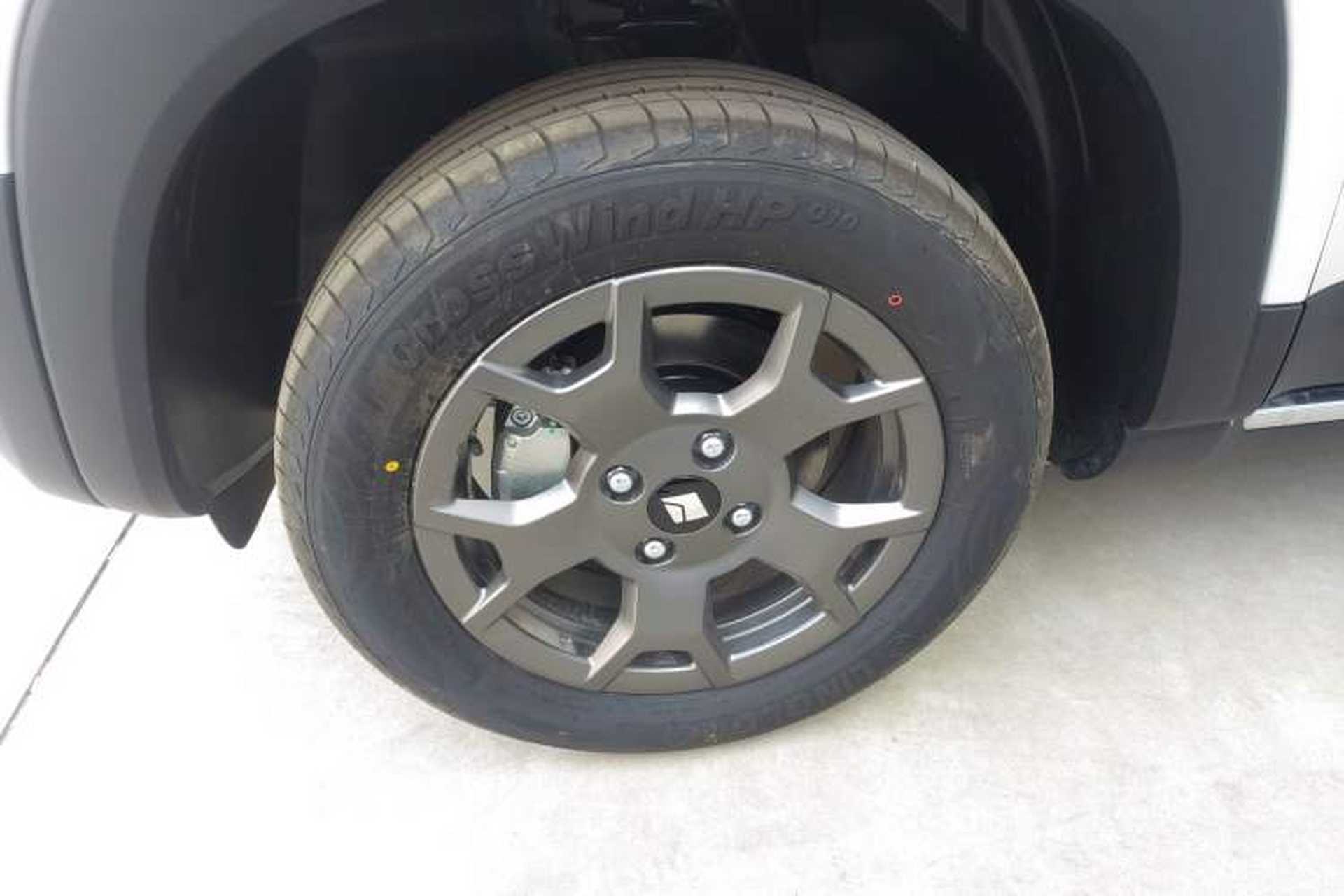 Used Baojun Spark EUV 2026 301km Flagship Edition Exterior 4