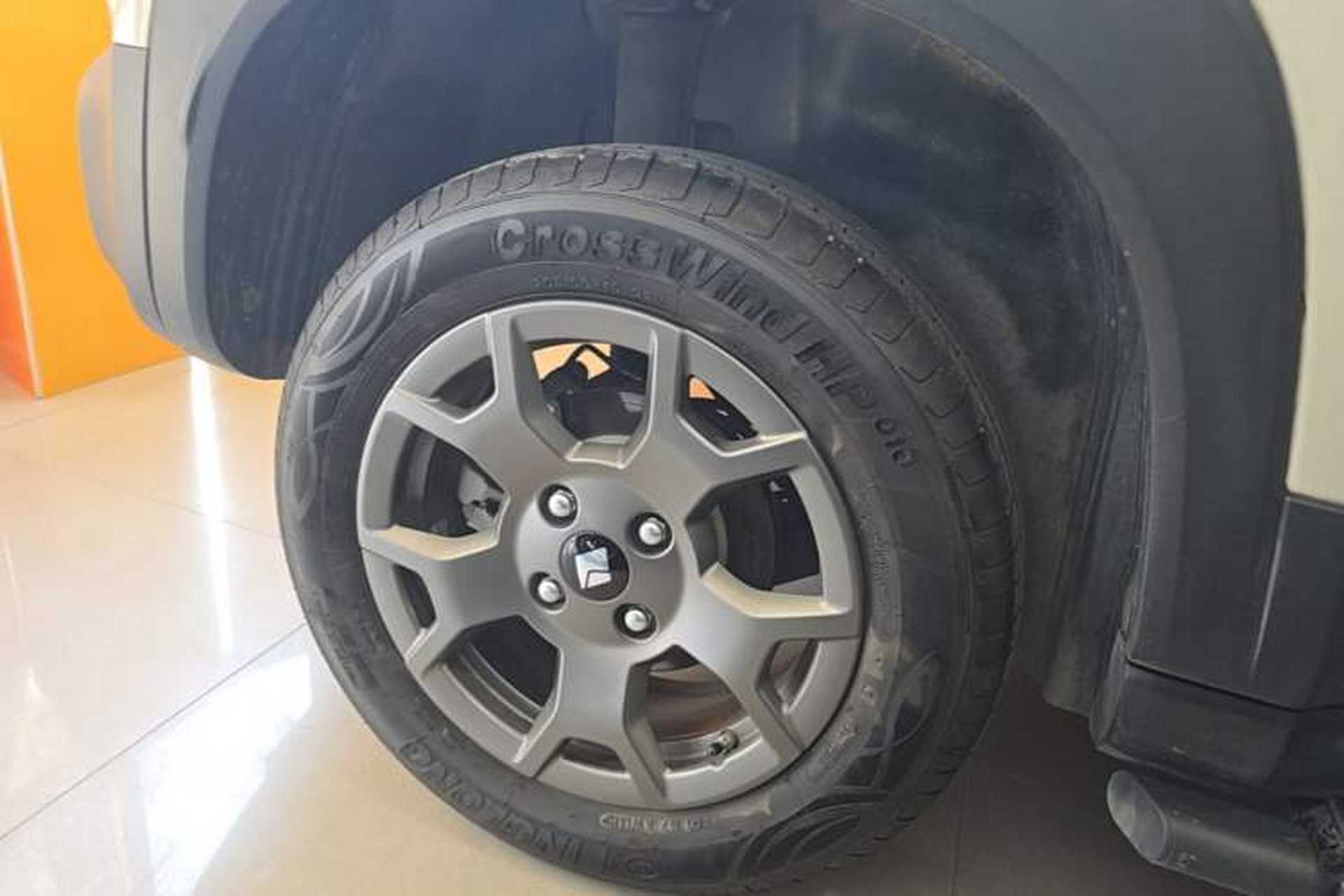 Used Baojun Spark EUV 2026 301km Flagship Edition Exterior 5