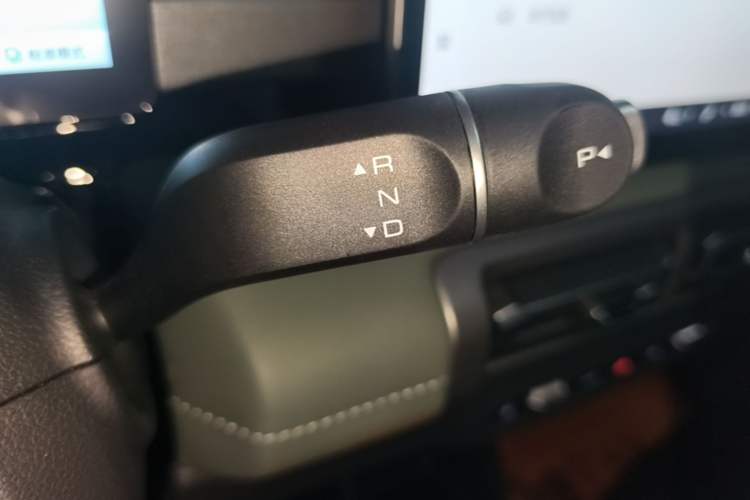 Used Baojun Spark EUV 2026 Model 501km Flagship Edition Gear Lever