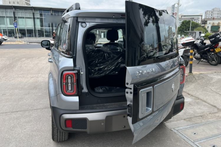 Used Baojun Spark EUV 2026 301km Flagship Edition Interior 6