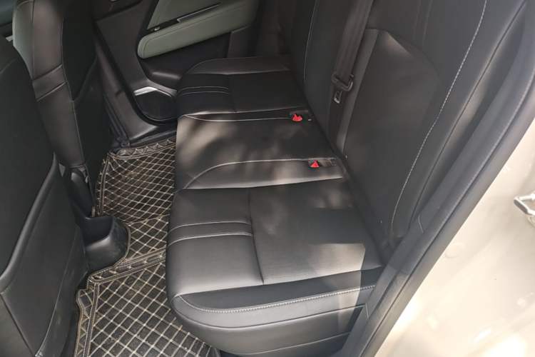 Used Baojun Spark EUV 2026 301km Flagship Edition Rear Left 45 Deg