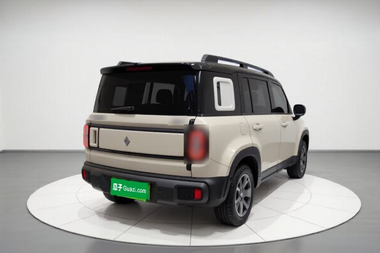 Used Baojun Spark EUV 2026 301km Flagship Edition Rear Right 45 Deg