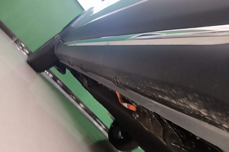 Used Baojun Spark EUV 2026 301km Flagship Edition Right Side Sill