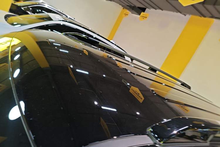 Used Baojun Spark EUV 2026 301km Flagship Edition Roof