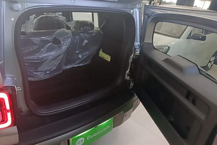 Used Baojun Spark EUV 2026 301km Flagship Edition Trunk