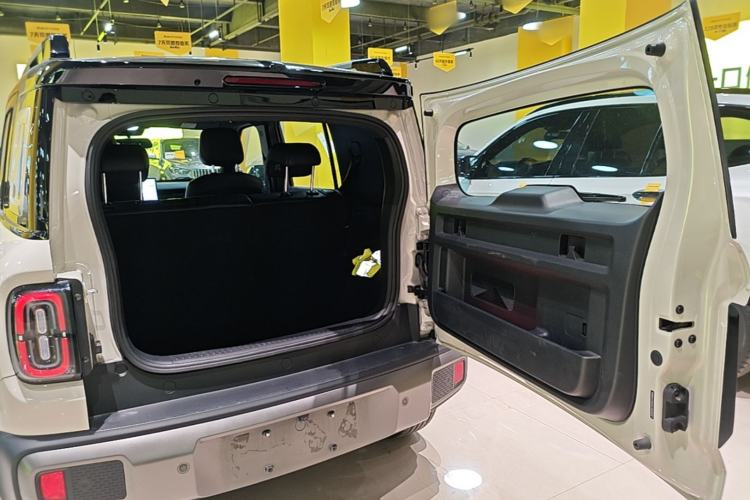 Used Baojun Spark EUV 2026 301km Flagship Edition Trunk