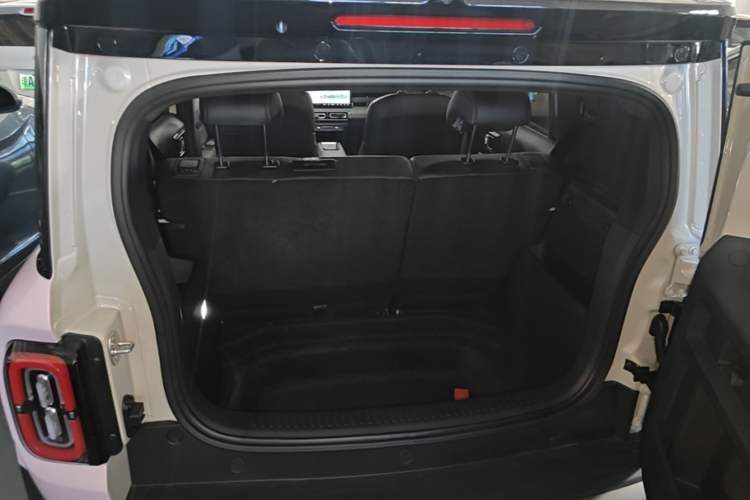 Used Baojun Spark EUV 2026 Model 501km Flagship Edition Trunk