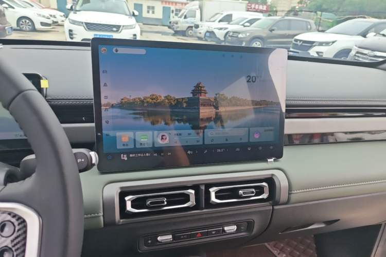 Used Baojun Spark EUV 2026 301km Flagship Edition Audio And AC Panel