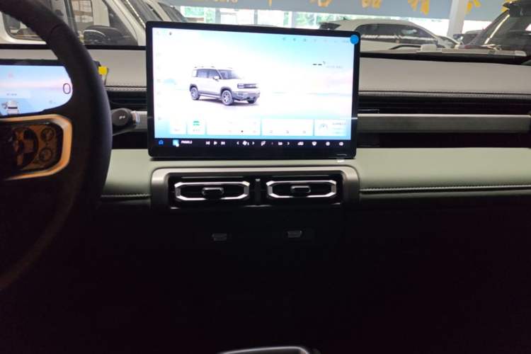 Used Baojun Spark EUV 2026 301km Flagship Edition Audio And AC Panel