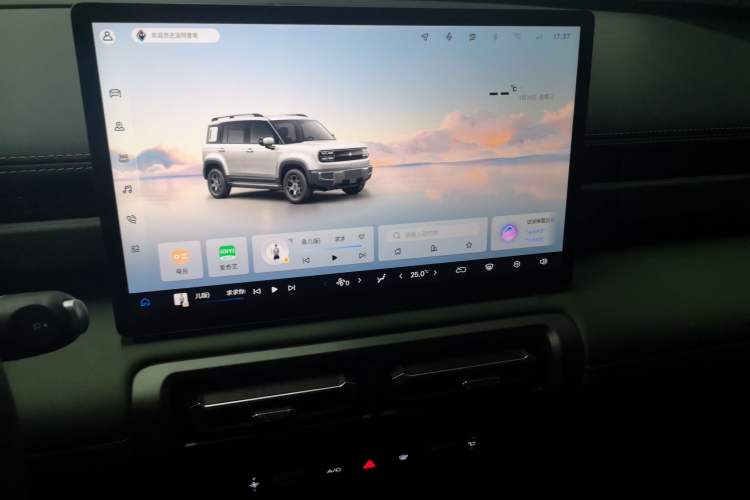 Used Baojun Spark EUV 2026 301km Flagship Edition Audio And AC Panel