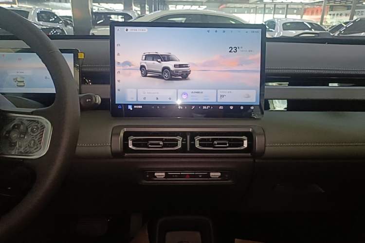 Used Baojun Spark EUV 2026 301km Flagship Edition Audio And AC Panel