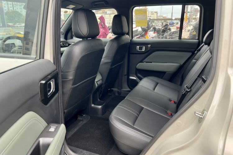 Used Baojun Spark EUV 2026 301km Flagship Edition Audio And AC Panel
