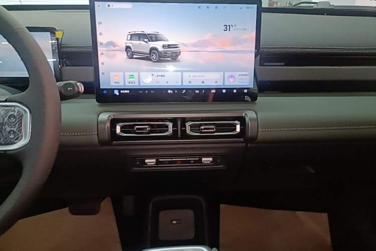Used Baojun Spark EUV 2026 301km Flagship Edition Audio And AC Panel