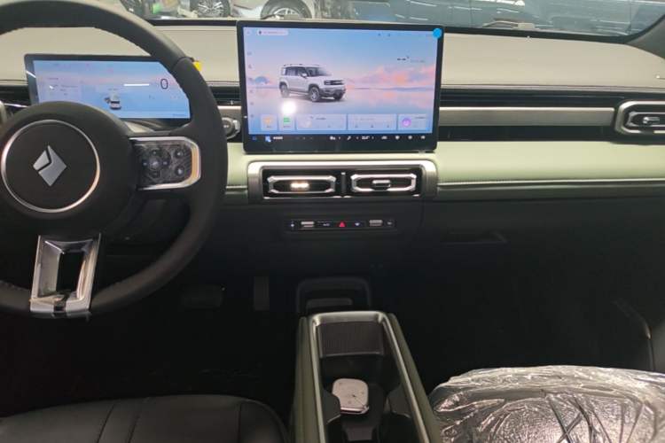 Used Baojun Spark EUV 2026 301km Flagship Edition Audio And AC Panel