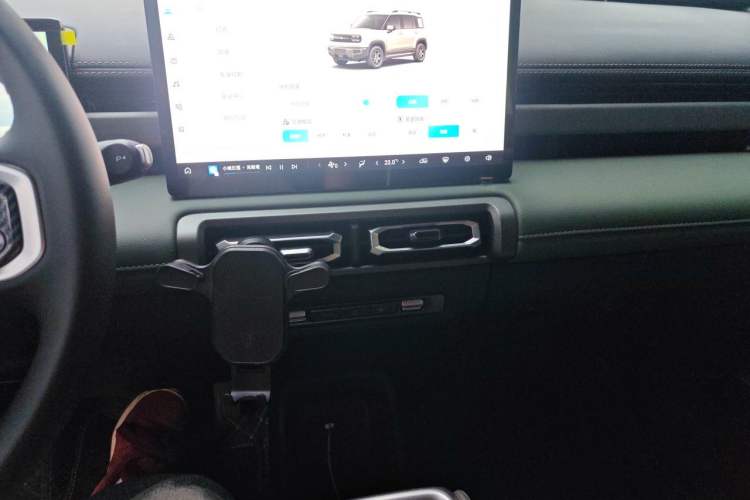 Used Baojun Spark EUV 2026 301km Flagship Edition Audio And AC Panel
