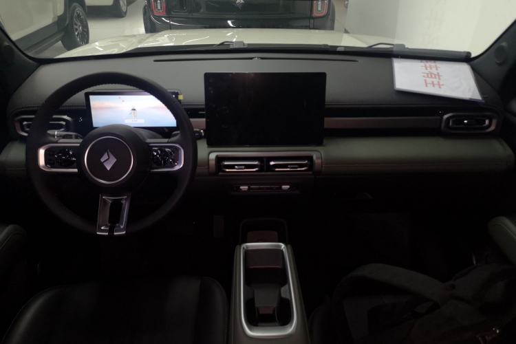 Used Baojun Spark EUV 2026 301km Flagship Edition Center Console