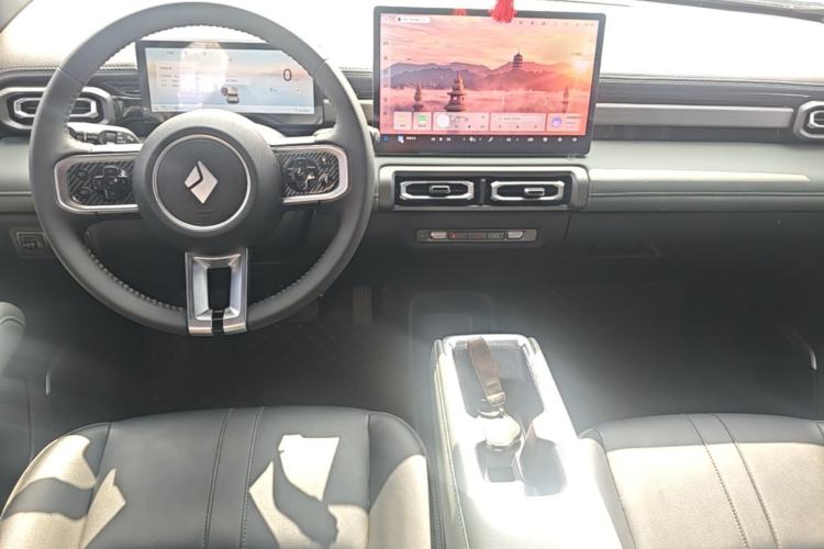 Used Baojun Spark EUV 2026 301km Flagship Edition Center Console