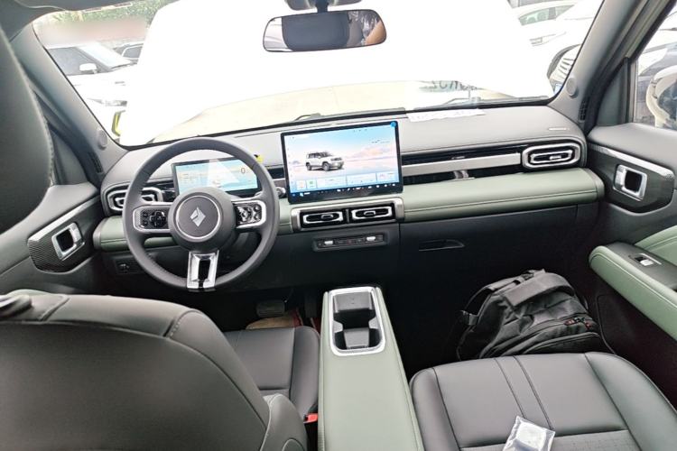 Used Baojun Spark EUV 2026 301km Flagship Edition Center Console