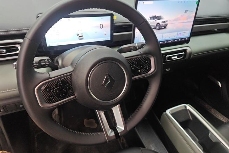 Used Baojun Spark EUV 2026 301km Flagship Edition Center Console