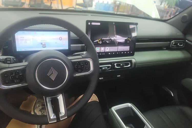 Used Baojun Spark EUV 2026 301km Flagship Edition Center Console