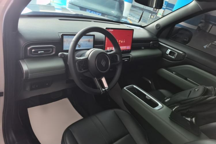 Used Baojun Spark EUV 2026 301km Flagship Edition Center Console