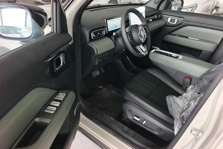 Used Baojun Spark EUV 2026 301km Flagship Edition Driver Seat