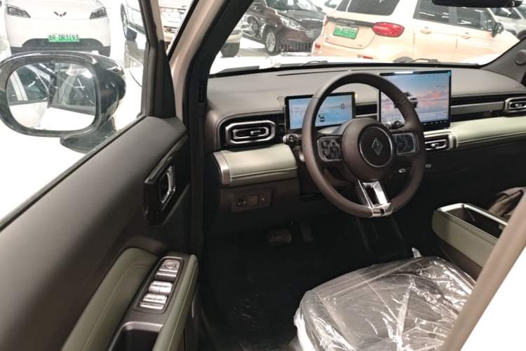 Used Baojun Spark EUV 2026 301km Flagship Edition Driver Seat