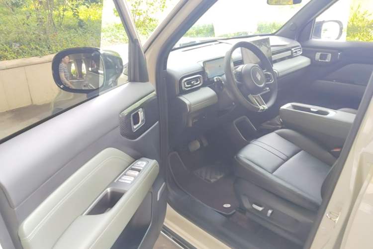 Used Baojun Spark EUV 2026 301km Flagship Edition Driver Seat
