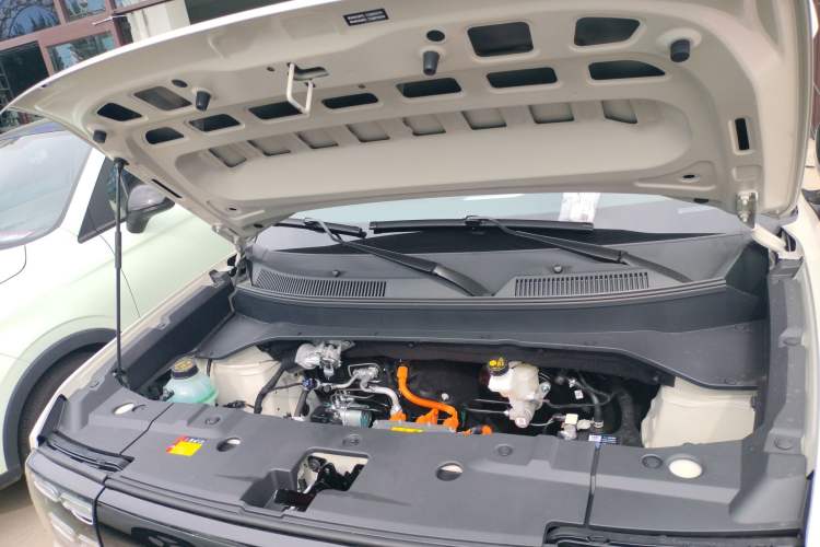 Used Baojun Spark EUV 2026 301km Flagship Edition Engine Bay