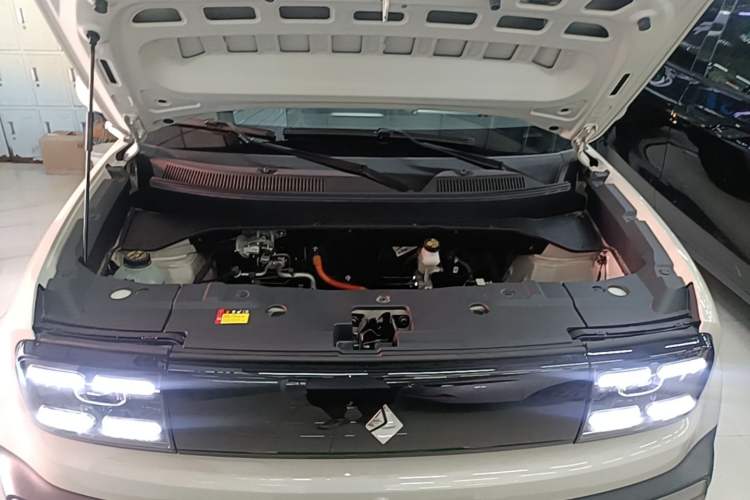 Used Baojun Spark EUV 2026 301km Flagship Edition Engine Bay