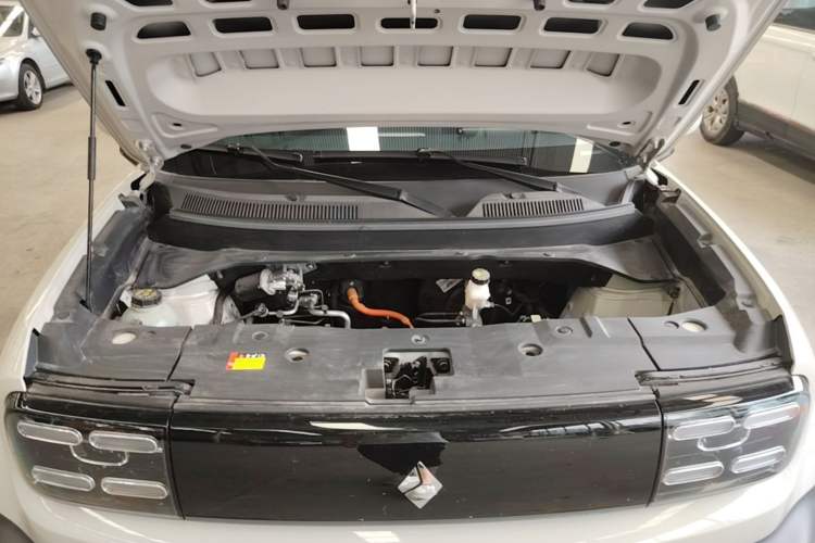 Used Baojun Spark EUV 2026 Model 401km Flagship Edition Engine Bay