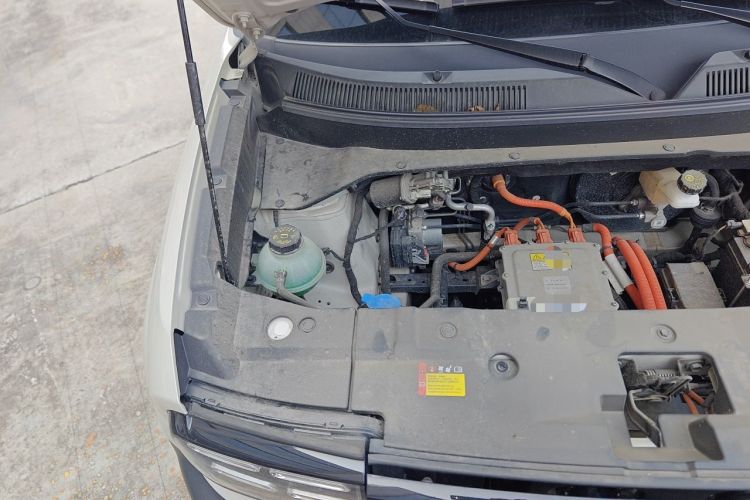 Used Baojun Spark EUV 2026 301km Flagship Edition Engine Bay Right