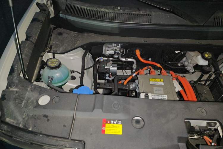 Used Baojun Spark EUV 2026 Model 401km Flagship Edition Engine Bay Right