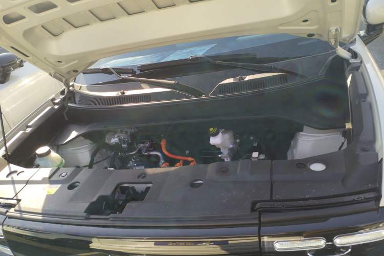 Used Baojun Spark EUV 2026 301km Flagship Edition Engine Bay
