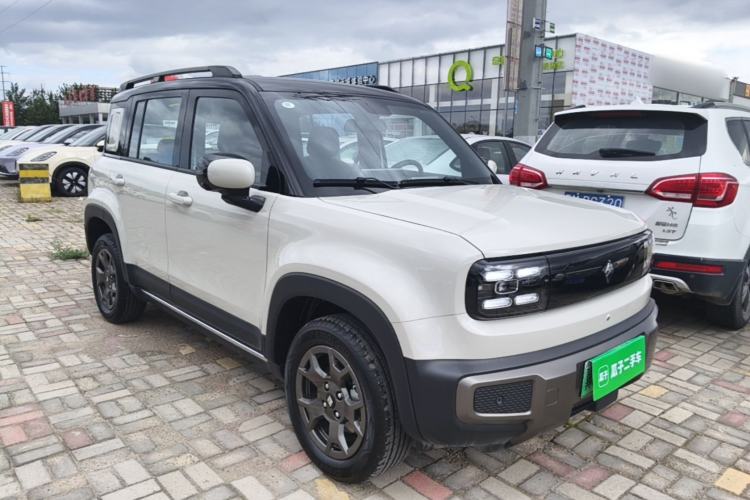 Used Baojun Spark EUV 2026 301km Flagship Edition Exterior 1