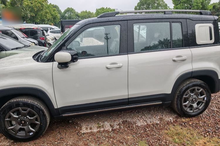 Used Baojun Spark EUV 2026 301km Flagship Edition Exterior 2